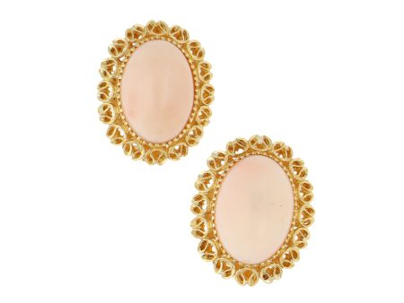 Aretes estilizados calados con corales en oro amarillo 18 kilates. For Discount