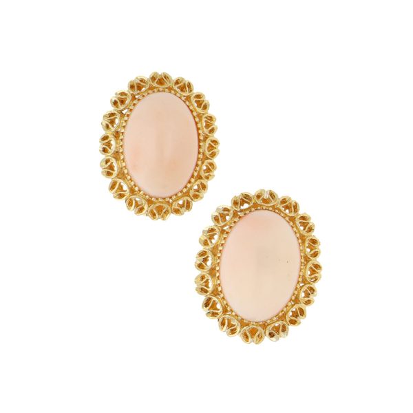 Aretes estilizados calados con corales en oro amarillo 18 kilates. For Discount