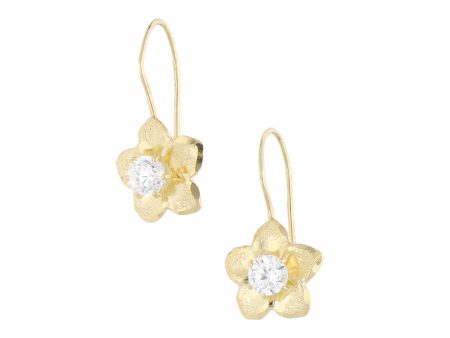 Aretes laminados motivo floral con circonias en oro amarillo 10 kilates. on Sale