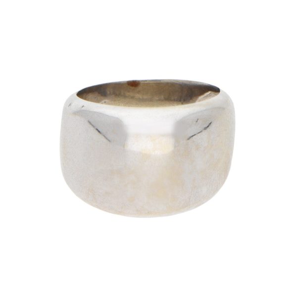 Anillo laminado liso en oro blanco 14 kilates. Supply