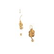 Aretes laminados motivo floral en oro amarillo 18 kilates. For Discount