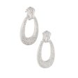 Aretes estilizados con diamantes en oro blanco 18 kilates. Online Sale