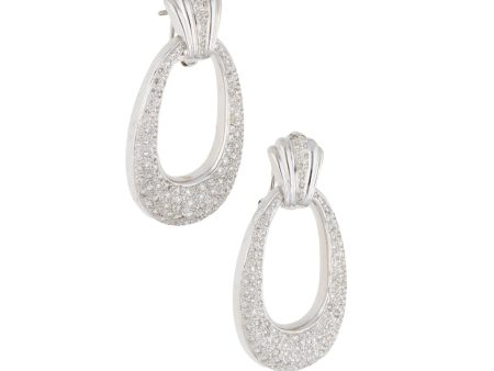 Aretes estilizados con diamantes en oro blanco 18 kilates. Online Sale