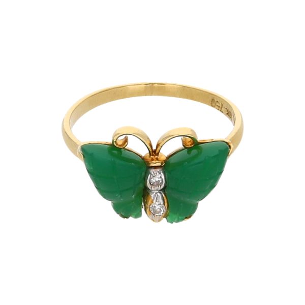 Anillo estilizado motivo mariposa con diamantes y jade en oro amarillo 18 kilates. For Sale