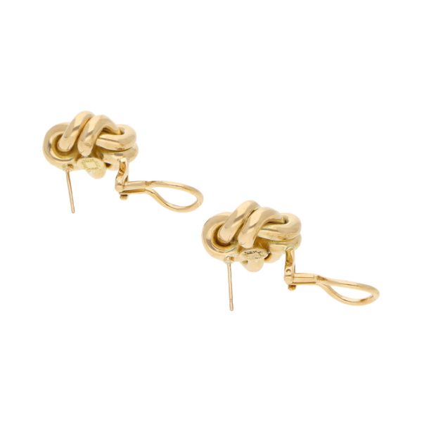 Aretes diseño especial motivo nudo firma Tane en oro amarillo 18 kilates. Online Sale