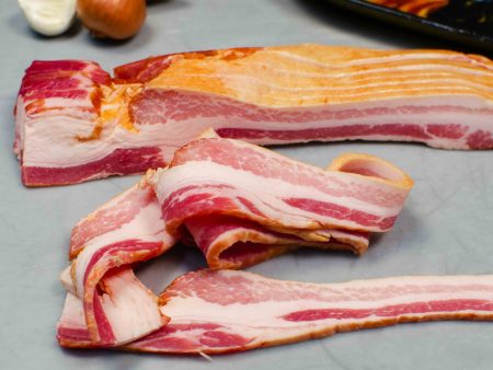 SIGNATURE HERITAGE BACON 5 BREED FLIGHT Hot on Sale